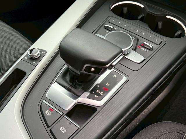 Ａ４アバント ２．０ＴＦＳＩ　純正ＨＤＤナビ地デジＴＶ　サンルーフ　バックカメラ　電動リアゲート　衝突回避警告　純正１７インチアルミホイール　クリアランスソナー　クルーズコントロール（18枚目）