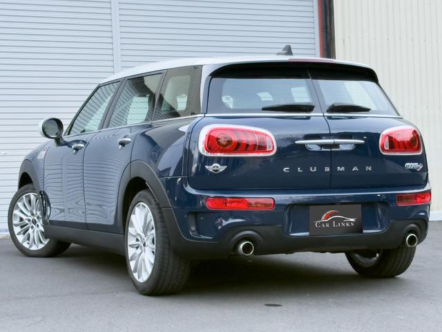 MINI クーパーSD クラブマン ブルーレザーシート パノラマサンルーフ シートヒーター バックカメラ ソナー 純正ナビ 17インチAW キセノンヘッドライト スマートキー 観音開き メモリーパワーシート(6枚目)