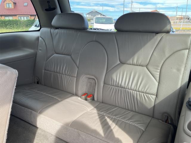 ダッジ・デュランゴ SLTプラス 新車並行 1No登録/ユーザー買取/6人乗車登録/ベージュレザーシート/シートヒーター/フロントベンチシート 社外17インチアルミホイール ヒッチメンバー クルーズコントロール(17枚目)