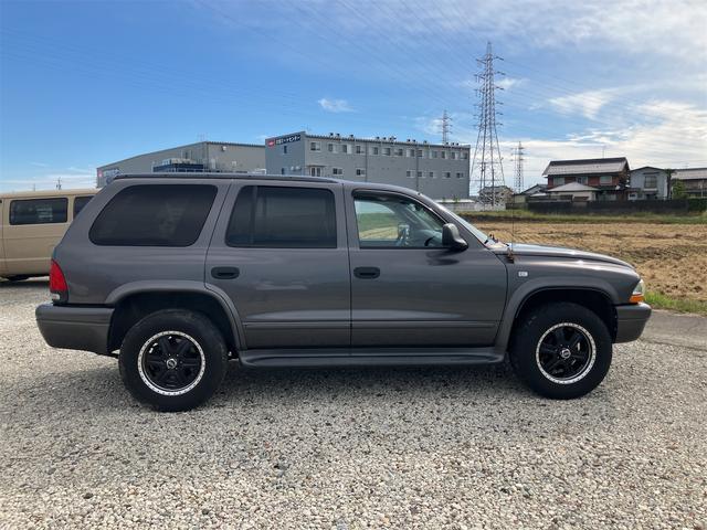 ダッジ・デュランゴ SLTプラス 新車並行 1No登録/ユーザー買取/6人乗車登録/ベージュレザーシート/シートヒーター/フロントベンチシート 社外17インチアルミホイール ヒッチメンバー クルーズコントロール(26枚目)