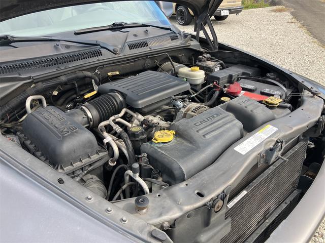 ダッジ・デュランゴ SLTプラス 新車並行 1No登録/ユーザー買取/6人乗車登録/ベージュレザーシート/シートヒーター/フロントベンチシート 社外17インチアルミホイール ヒッチメンバー クルーズコントロール(30枚目)