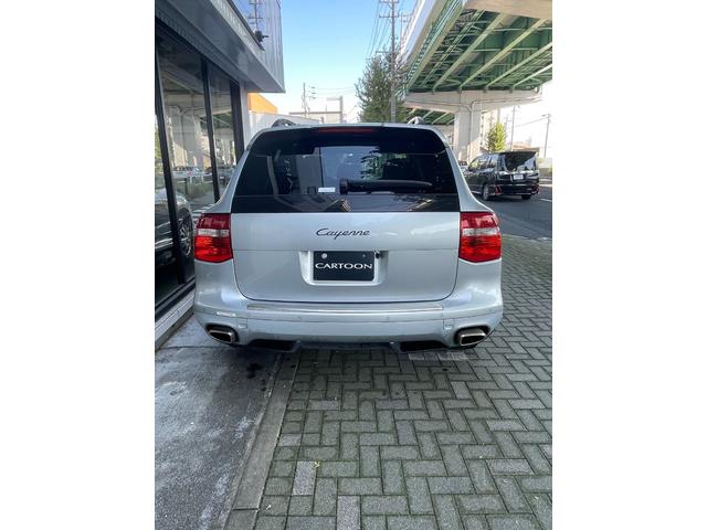 カイエン ベースグレード 3.6 ティプトロニックS 4WD(3枚目)