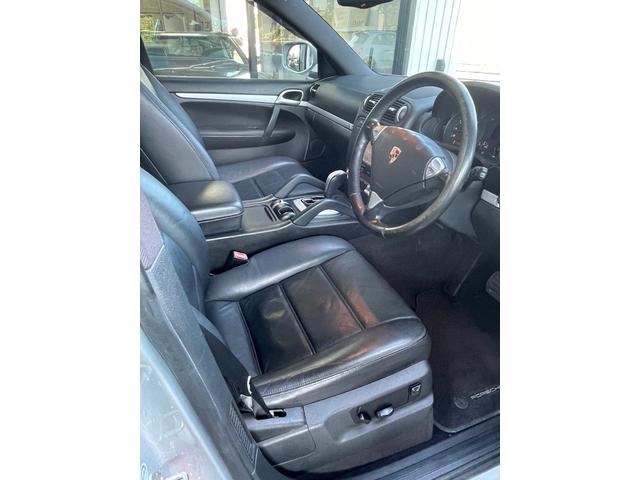 カイエン ベースグレード 3.6 ティプトロニックS 4WD(4枚目)