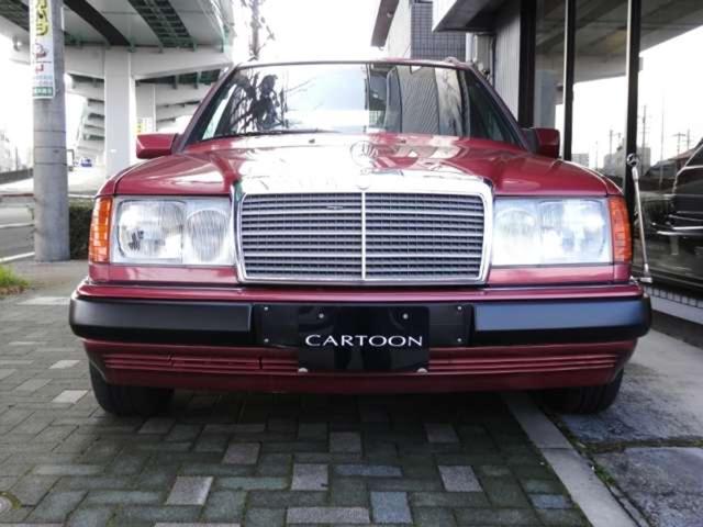 Eクラスステーションワゴン E280ステーションワゴン アルマンダインレッド ディーラー車 前期フェイス サンルーフ スポーツハンドル バッテリー新品交換済 最終モデル(2枚目)