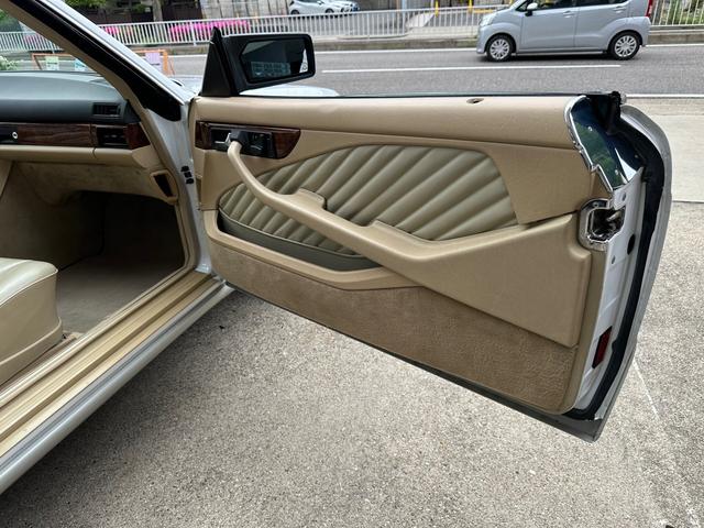 Sクラス 560SEC(14枚目)