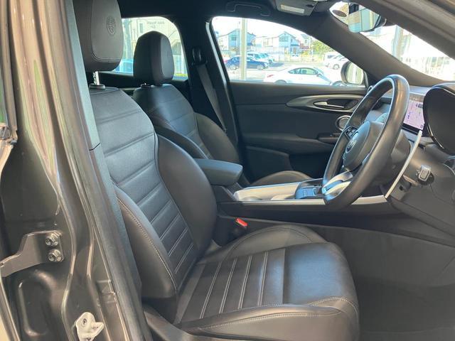 トナーレ プラグインハイブリッドＱ４　ヴェローチェ　認定中古車保証付　整備付　バックカメラ　レザーシート　シートヒーター　パワーシート　ＥＴＣ　障害物センサー（16枚目）