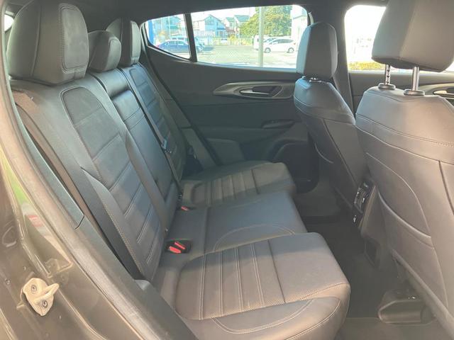 トナーレ プラグインハイブリッドＱ４　ヴェローチェ　認定中古車保証付　整備付　バックカメラ　レザーシート　シートヒーター　パワーシート　ＥＴＣ　障害物センサー（19枚目）