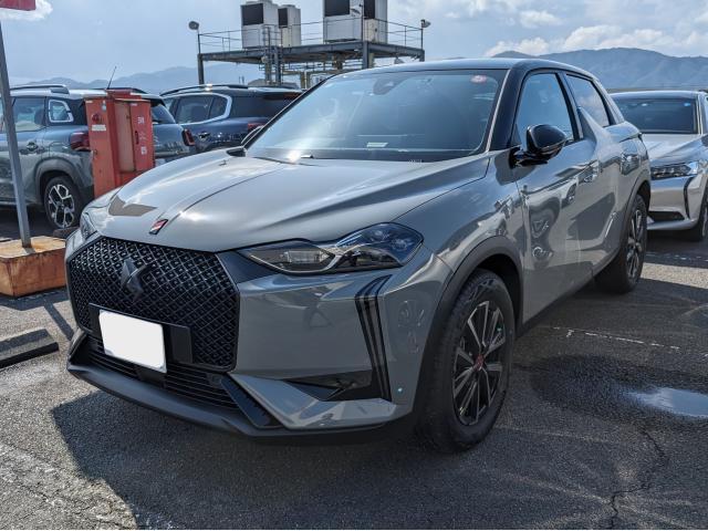 ＤＳ３クロスバック(シトロエン) ＰＥＲＦＯＲＭＡＮＣＥ　Ｌｉｎｅ　特別仕様車　パフォーマンスライン　ワンオーナー　新車保証継承　アップルカープレイ＆アンドロイドオート対応 中古車画像