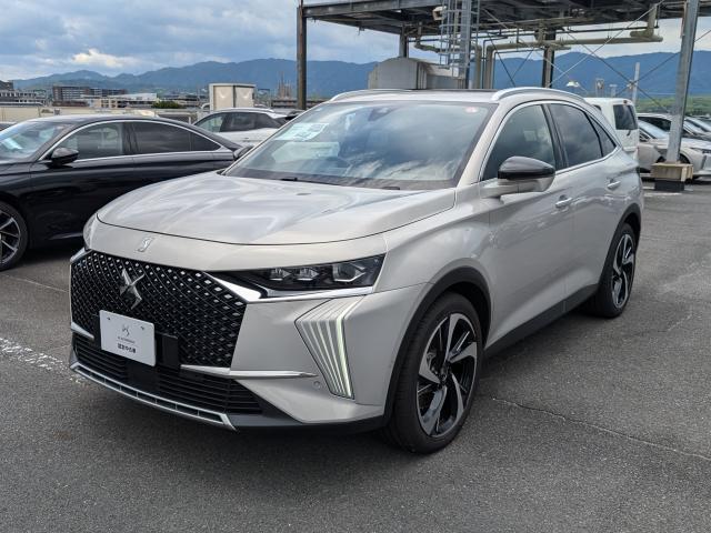 ＤＳ７ オペラ　Ｅ－テンス　４×４　オペラ　Ｅテンス４×４　弊社デモカー使用車　新車保証継承　プラグインハイブリッド　４ＷＤ　コネクテッドナビ　アップルカープレイ＆アンドロイドオート対応