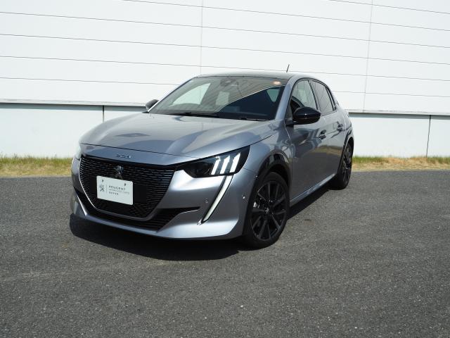 ２０８(プジョー) ＧＴ　プレミアムエディション　特別仕様車　ガラスルーフ　運転席パワーシート　ナビ　ＥＴＣ　アクティブセーフティブレーキ　アクティブクルーズコントロール　ブラインドスポットモニター　レーンキープアシスト　ハンズフリーアクセス 中古車画像