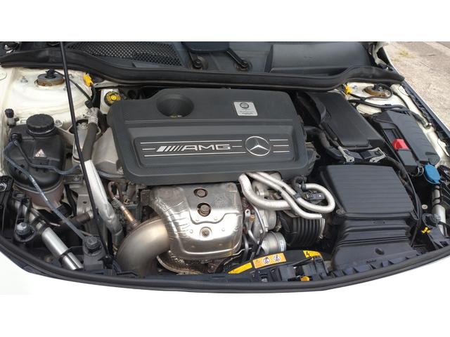 ＣＬＡクラス シューティングブレーク ＣＬＡ４５　４マチック　シューティングブレーク　後期モデル　レーダーセーフティＰＫＧ　パノラマスライディングルーフ　Ｇナビ　ＴＶ　バックカメラ　黒革　シートヒーター　パワーシート　ＬＥＤヘッドライト　１８インチＡＷ　キーレスゴー　パワーバックドア（16枚目）