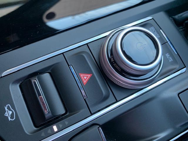 レヴァンテ グランスポーツ　後期型　ワンオーナー　禁煙車　パノラマサンルーフ　２１インチヘリオスホイール　ハーマンカーデン　ソフトクローズドア　三層コートパール　ＭＩＡシステム　全席シートヒーター　キックセンサー付電動テールゲート　ドライブレコーダー　ＥＴＣ（37枚目）