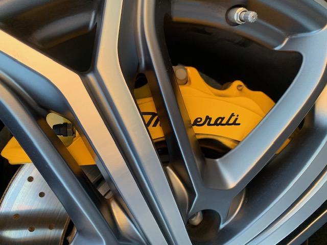 レヴァンテ グランスポーツ　後期型　ワンオーナー　禁煙車　パノラマサンルーフ　２１インチヘリオスホイール　ハーマンカーデン　ソフトクローズドア　三層コートパール　ＭＩＡシステム　全席シートヒーター　キックセンサー付電動テールゲート　ドライブレコーダー　ＥＴＣ（76枚目）