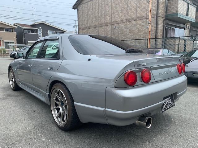 スカイライン ＧＴ－Ｒオーテックバージョン４０ｔｈアニバー　ＮＩＳＭＯ３２０ｋｍスケールコンビネーションメーター　ＮＩＳＭＯサブメーター　ＴＥＩＮ車高調　ＷＥＤＳ１８インチＡＷ　社外マフラー　ブレンボブレーキキャリパー　ターボタイマー　タイミングベルト交換済（8枚目）