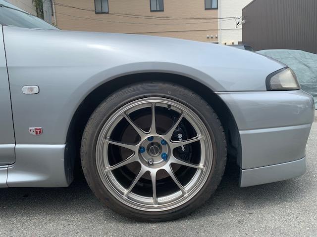 スカイライン ＧＴ－Ｒオーテックバージョン４０ｔｈアニバー　ＮＩＳＭＯ３２０ｋｍスケールコンビネーションメーター　ＮＩＳＭＯサブメーター　ＴＥＩＮ車高調　ＷＥＤＳ１８インチＡＷ　社外マフラー　ブレンボブレーキキャリパー　ターボタイマー　タイミングベルト交換済（55枚目）