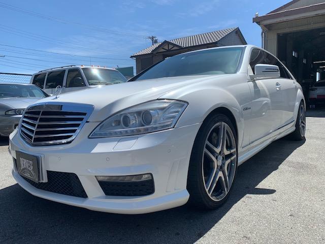 Ｓクラス Ｓ６３　ＡＭＧロング　キーレスゴー　４座席メモリー付パワーシート　４座席シートヒーター＆ベンチレーション　マッサージ機能付シート　リアドア＆リアガラス電動ブラインド　パワートランク　イージークローザー　フロント強化ブレーキ（4枚目）