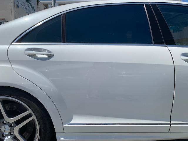 Ｓクラス Ｓ６３　ＡＭＧロング　キーレスゴー　４座席メモリー付パワーシート　４座席シートヒーター＆ベンチレーション　マッサージ機能付シート　リアドア＆リアガラス電動ブラインド　パワートランク　イージークローザー　フロント強化ブレーキ（8枚目）