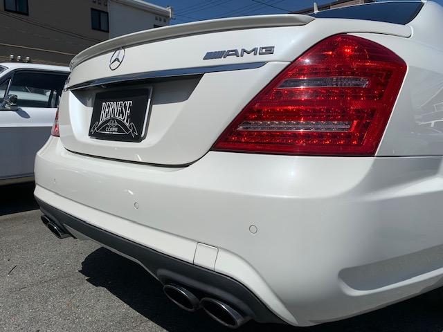 Ｓクラス Ｓ６３　ＡＭＧロング　キーレスゴー　４座席メモリー付パワーシート　４座席シートヒーター＆ベンチレーション　マッサージ機能付シート　リアドア＆リアガラス電動ブラインド　パワートランク　イージークローザー　フロント強化ブレーキ（10枚目）
