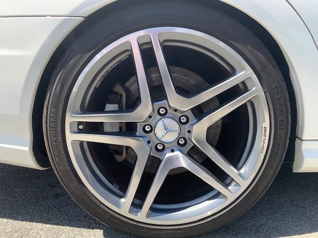 Ｓクラス Ｓ６３　ＡＭＧロング　キーレスゴー　４座席メモリー付パワーシート　４座席シートヒーター＆ベンチレーション　マッサージ機能付シート　リアドア＆リアガラス電動ブラインド　パワートランク　イージークローザー　フロント強化ブレーキ（78枚目）