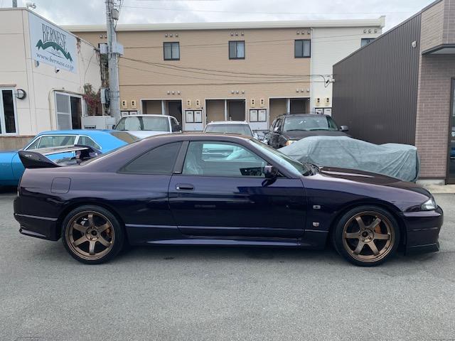 スカイライン GT-R Vスペック RAYS18AW フロントレカロシート NISMO320kmメーター NISMO3連メーター HKSブーストコントローラー HKSターボタイマー DefiアドバンスBFメーター&コントロールユニット(4枚目)