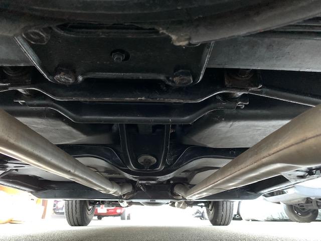 シボレーコルベット スティングレー コンバーチブル エンジンナンバーズマッチ 327Ci ブラックハードトップ ホワイトソフトトップ パワーグライドAT パワーステアリング マスターバック タンデムブレーキマスター 電動ファン 社外オイルクーラー(75枚目)