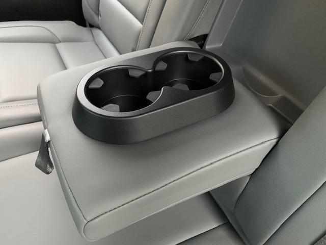 シボレーシルバラード １５００　ＬＴＺ　２ＷＤ　クルーキャブ　スタンダードＢＯＸ　自社直輸入　新車並行車　ワンオーナー　ＬＴＺプラスパッケージ　ハードトノカバー　ベッドライナー　フロントベンチシート　エンジンスターター　フロント＆サイド＆バックカメラ　Ｆ＆Ｒパーキングセンサー（26枚目）