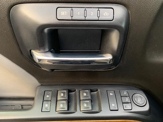 シボレーシルバラード １５００　ＬＴＺ　２ＷＤ　クルーキャブ　スタンダードＢＯＸ　自社直輸入　新車並行車　ワンオーナー　ＬＴＺプラスパッケージ　ハードトノカバー　ベッドライナー　フロントベンチシート　エンジンスターター　フロント＆サイド＆バックカメラ　Ｆ＆Ｒパーキングセンサー（43枚目）