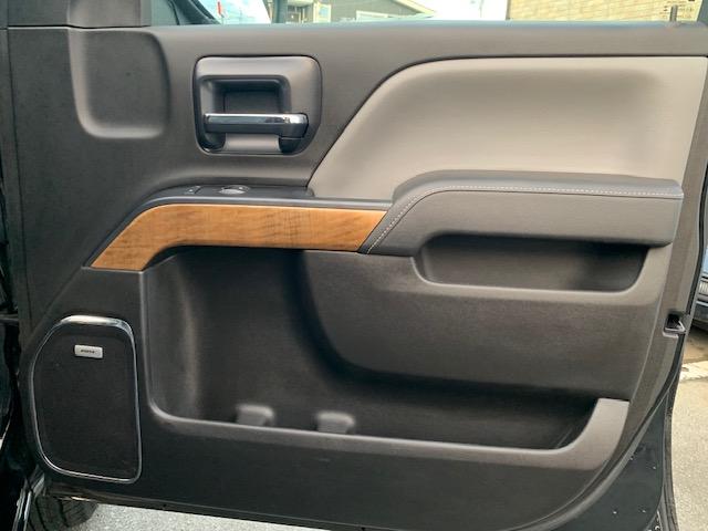 シボレーシルバラード １５００　ＬＴＺ　２ＷＤ　クルーキャブ　スタンダードＢＯＸ　自社直輸入　新車並行車　ワンオーナー　ＬＴＺプラスパッケージ　ハードトノカバー　ベッドライナー　フロントベンチシート　エンジンスターター　フロント＆サイド＆バックカメラ　Ｆ＆Ｒパーキングセンサー（45枚目）