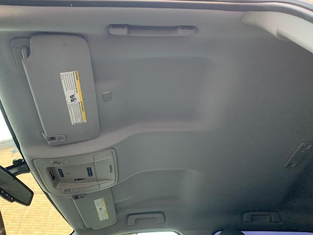 シボレーシルバラード １５００　ＬＴＺ　２ＷＤ　クルーキャブ　スタンダードＢＯＸ　自社直輸入　新車並行車　ワンオーナー　ＬＴＺプラスパッケージ　ハードトノカバー　ベッドライナー　フロントベンチシート　エンジンスターター　フロント＆サイド＆バックカメラ　Ｆ＆Ｒパーキングセンサー（50枚目）