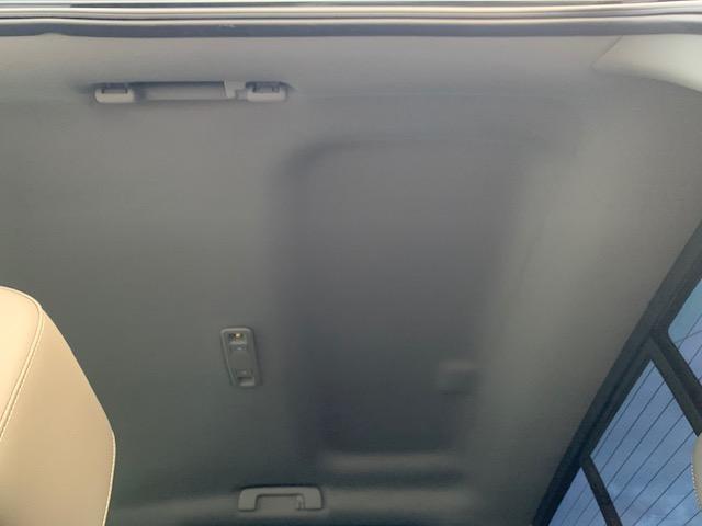 シボレーシルバラード １５００　ＬＴＺ　２ＷＤ　クルーキャブ　スタンダードＢＯＸ　自社直輸入　新車並行車　ワンオーナー　ＬＴＺプラスパッケージ　ハードトノカバー　ベッドライナー　フロントベンチシート　エンジンスターター　フロント＆サイド＆バックカメラ　Ｆ＆Ｒパーキングセンサー（51枚目）