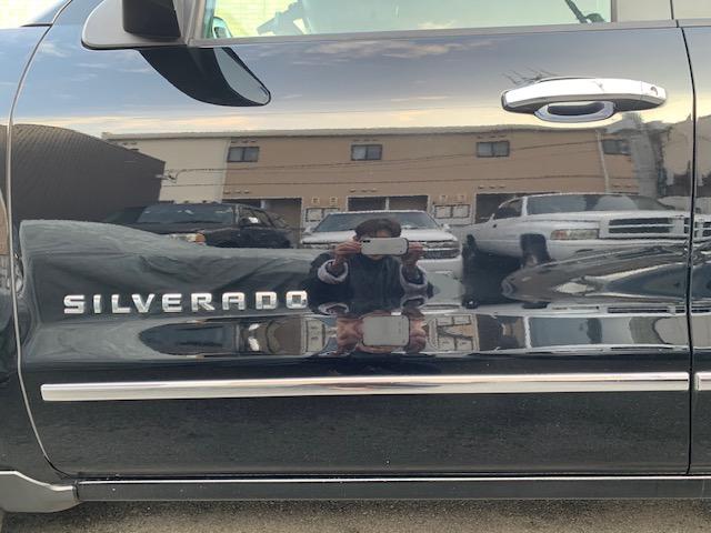 シボレーシルバラード １５００　ＬＴＺ　２ＷＤ　クルーキャブ　スタンダードＢＯＸ　自社直輸入　新車並行車　ワンオーナー　ＬＴＺプラスパッケージ　ハードトノカバー　ベッドライナー　フロントベンチシート　エンジンスターター　フロント＆サイド＆バックカメラ　Ｆ＆Ｒパーキングセンサー（65枚目）