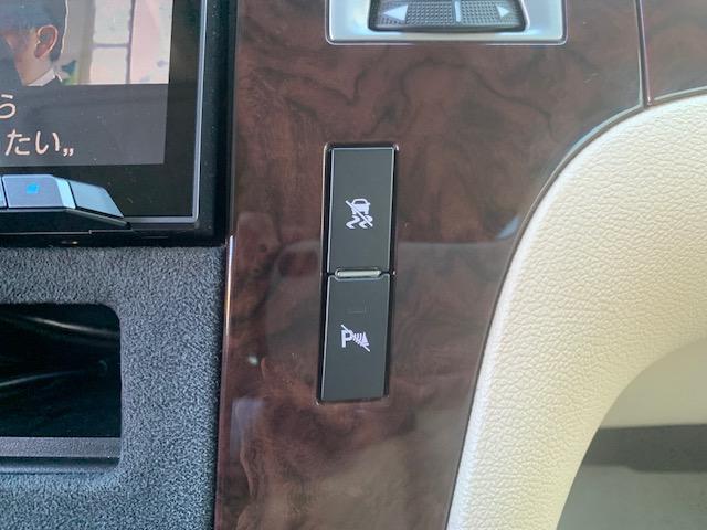 キャデラックエスカレード ベースグレード　１ナンバー登録　オートチェック走行履歴レポート付　弊社管理ユーザー様下取り車　弊社にて１１年間メンテナンス　パワーランニングボード　パワーバックドア　サイバーナビ　純正フリップダウンモニター　ＢＯＳＥ（34枚目）