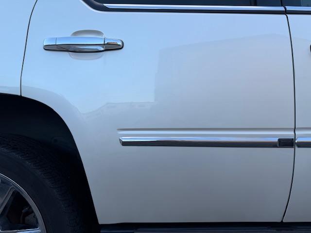 キャデラックエスカレード ベースグレード　１ナンバー登録　オートチェック走行履歴レポート付　弊社管理ユーザー様下取り車　弊社にて１１年間メンテナンス　パワーランニングボード　パワーバックドア　サイバーナビ　純正フリップダウンモニター　ＢＯＳＥ（63枚目）