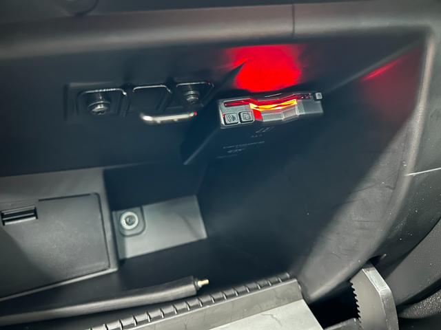 500 グランデ ブル ・認定中古車保証1年・全国限定250台・純正フロアマット・純正ETC・純正前後ドライブレコーダー・純正レザーシフトノブ・社外LEDヘッドライト・ドルフィンアンテナ・クルーズコントロール(39枚目)