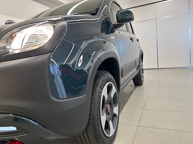 パンダ クロス　４×４　限定１００台フォレスタグリーン６ＭＴ、前席シートヒーター、ＬＥＤアディショナルリアゲート、ドライブモードセレクター、純正ＥＴＣ、純正ＦＲドラレコ、オートライト、フロントフォグランプ、レインセンサー（17枚目）