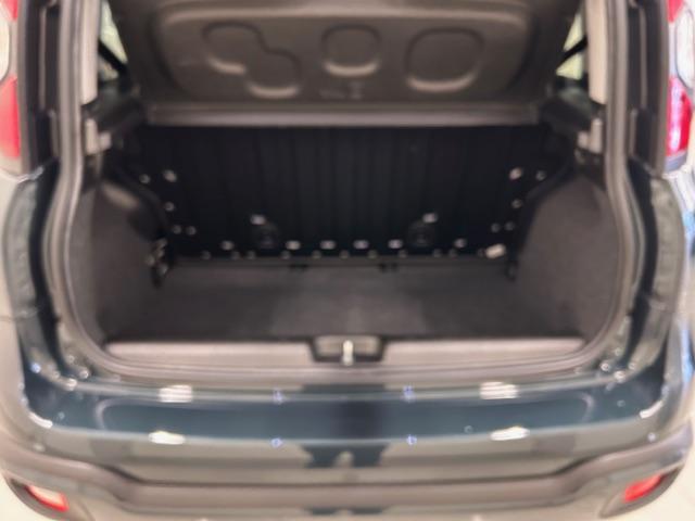 パンダ クロス　４×４　限定１００台フォレスタグリーン６ＭＴ、前席シートヒーター、ＬＥＤアディショナルリアゲート、ドライブモードセレクター、純正ＥＴＣ、純正ＦＲドラレコ、オートライト、フロントフォグランプ、レインセンサー（37枚目）