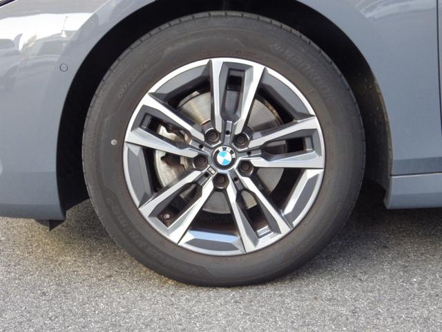 2シリーズ 218iアクティブツアラー Mスポーツ 1オーナー ハーフレザーシート 360°カメラハンズオフアシスト シートヒーター ヘッドアップディスプレイ 前方衝突軽減 車線逸脱警告 純正17AW ラジアルタイヤ ワイヤレス充電 Bluetooth(6枚目)
