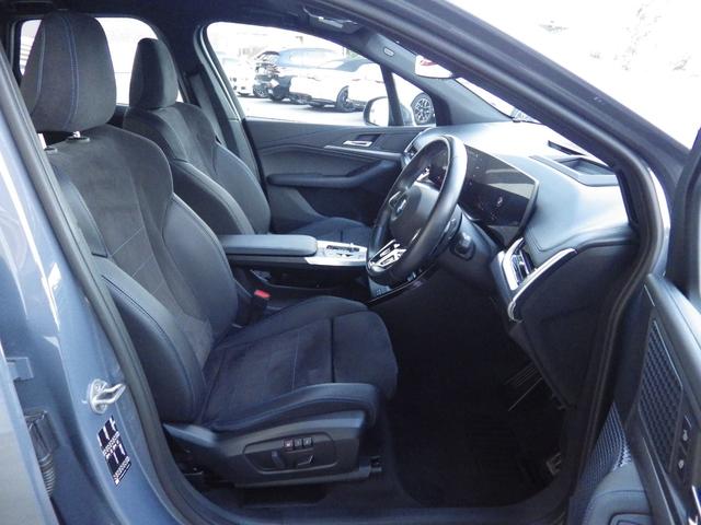 2シリーズ 218iアクティブツアラー Mスポーツ 1オーナー ハーフレザーシート 360°カメラハンズオフアシスト シートヒーター ヘッドアップディスプレイ 前方衝突軽減 車線逸脱警告 純正17AW ラジアルタイヤ ワイヤレス充電 Bluetooth(16枚目)