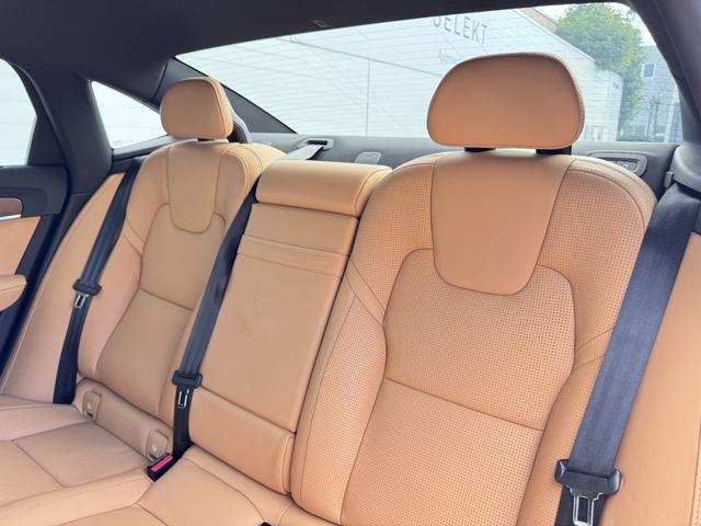 S90 T6 AWD インスクリプション ポールスター・ソフトウェア 純正HDDナビ 地デジTV 電動サンルーフ Bowers&Wilkinsプレミアムサウンド シート&ステアリングヒーター ベンチレーション マッサージ機能 純正20AW(32枚目)