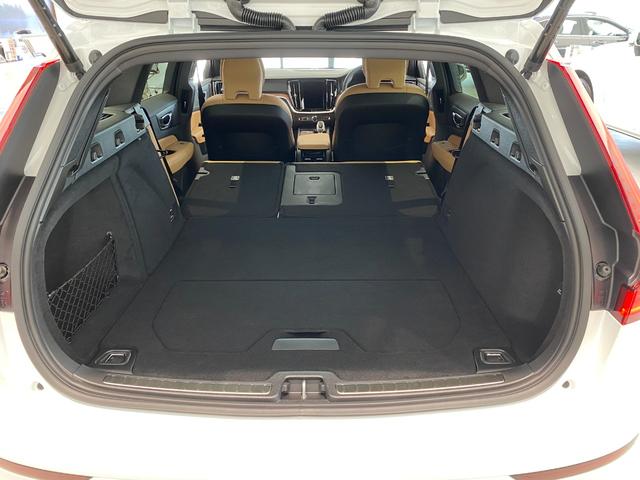 B5 インスクリプション 認定中古車 ワンオーナー 48V MHV クリスタルホワイト/アンバーレザー クライメートPKG harman/kardonプレミアムサウンド 純正OP19AW パワーテールゲート(15枚目)