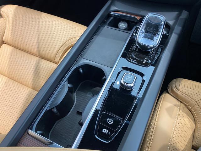 B5 インスクリプション 認定中古車 ワンオーナー 48V MHV クリスタルホワイト/アンバーレザー クライメートPKG harman/kardonプレミアムサウンド 純正OP19AW パワーテールゲート(18枚目)