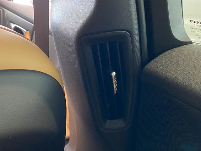 B5 インスクリプション 認定中古車 ワンオーナー 48V MHV クリスタルホワイト/アンバーレザー クライメートPKG harman/kardonプレミアムサウンド 純正OP19AW パワーテールゲート(21枚目)