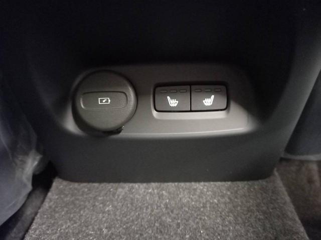 ＸＣ４０ アルティメット　Ｂ４　ＡＷＤ　禁煙車／ＡＣＣ／衝突軽減Ｂ／ＡｐｐｌｅＣａｒＰｌａｙ／Ｆ＆Ｓ＆Ｂ＆３６０度カメラ／シートＨ／Ｐシート／ＬＥＤヘッドライト／Ｐゲート／Ｂｌｕｅｔｏｏｔｈ（22枚目）