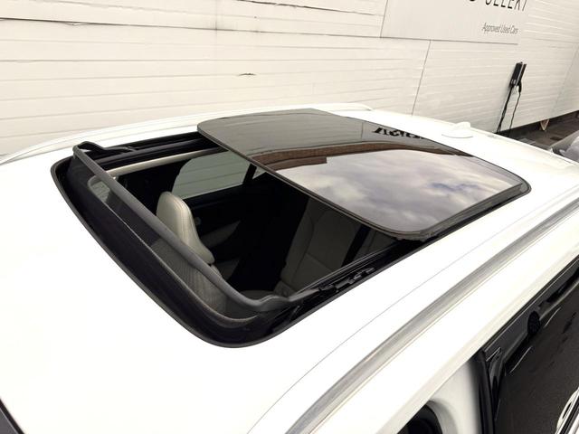 ＸＣ４０ Ｂ４　ＡＷＤ　インスクリプション　純正ＨＤＤナビ　地デジｔｖ　電動パノラマサンルーフ　ｈａｒｍａｎ／ｋａｒｄｏｎプレミアムサウンド　シート＆ステアリングヒーター　パワーテールゲート　パワーシート　３６０°カメラ　純正１９ＡＷ　ＥＴＣ（20枚目）