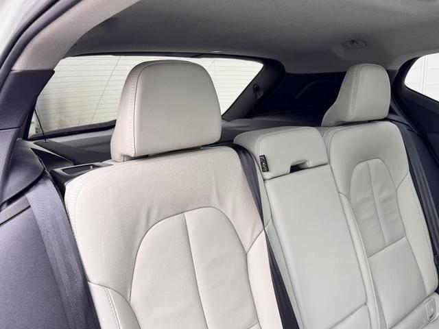 ＸＣ４０ Ｂ４　ＡＷＤ　インスクリプション　純正ＨＤＤナビ　地デジｔｖ　電動パノラマサンルーフ　ｈａｒｍａｎ／ｋａｒｄｏｎプレミアムサウンド　シート＆ステアリングヒーター　パワーテールゲート　パワーシート　３６０°カメラ　純正１９ＡＷ　ＥＴＣ（37枚目）