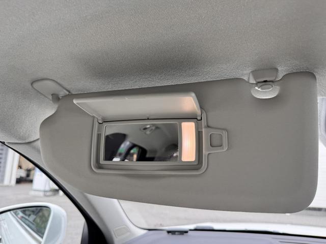 ＸＣ４０ Ｂ４　ＡＷＤ　インスクリプション　純正ＨＤＤナビ　地デジｔｖ　電動パノラマサンルーフ　ｈａｒｍａｎ／ｋａｒｄｏｎプレミアムサウンド　シート＆ステアリングヒーター　パワーテールゲート　パワーシート　３６０°カメラ　純正１９ＡＷ　ＥＴＣ（62枚目）