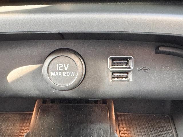 ＸＣ４０ Ｔ４　ＡＷＤ　Ｒデザイン　純正ＨＤＤ　地デジＴＶ　Ｒデザイン専用装備　Ｒデザイン専用Ｌａｖａオレンジ内装　パワーシート　パワーテールゲート　プレミアムサウンド　Ａｐｐｌｅ　Ｃａｒｐｌａｙ　Ａｎｄｒｏｉｄ　Ａｕｔｏ　純正１９ＡＷ（47枚目）
