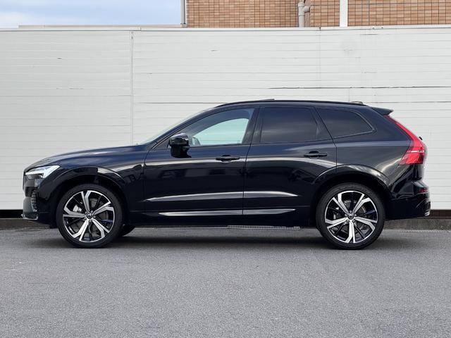 XC60 B6 AWD Rデザイン Googleナビ 電動パノラマサンルーフ Bowers&Wilkins 電子制御エアサス Rデザイン専用 シート&ステアリングヒーター パワーテールゲート パワーシート 純正21AW ETC(10枚目)