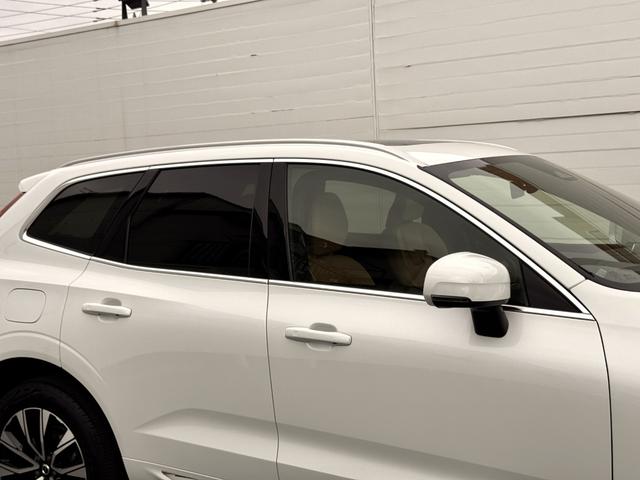 XC60 アルティメット B5 AWD Googleナビ 電動パノラマサンルーフ Bowers&Wilkins シート&ステアリングヒーター ベンチレーション マッサージ機能 パワーテールゲート パワーシート 純正19AW ETC(21枚目)