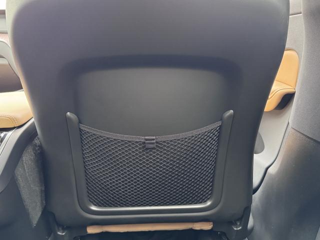 XC60 アルティメット B5 AWD Googleナビ 電動パノラマサンルーフ Bowers&Wilkins シート&ステアリングヒーター ベンチレーション マッサージ機能 パワーテールゲート パワーシート 純正19AW ETC(59枚目)